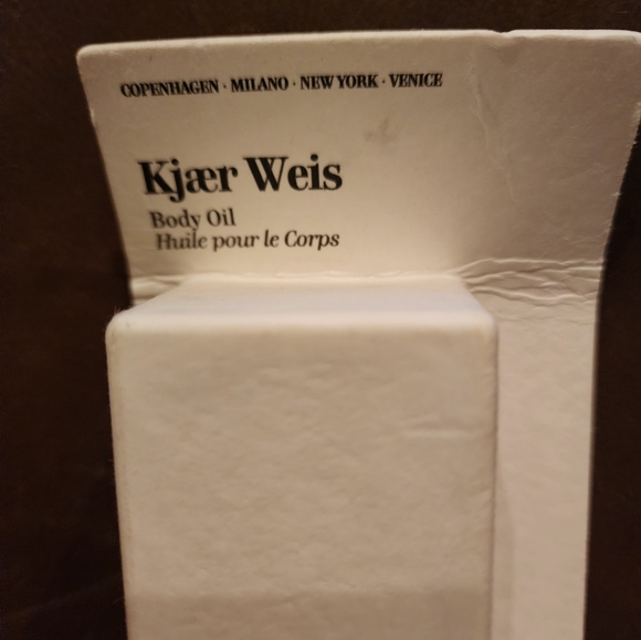 Kjaer weis body oil - Picture 3 of 5